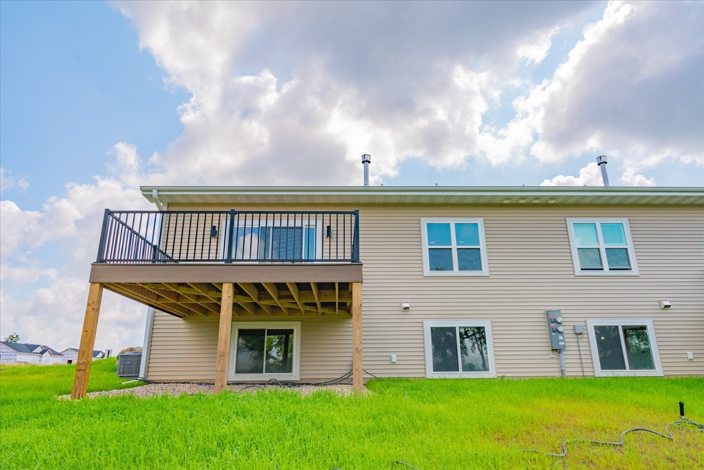 Building Photo - 1430 Palm Grass Way