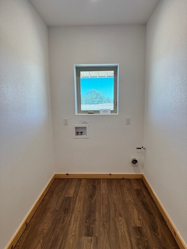 Building Photo - 11201 N C R 1440