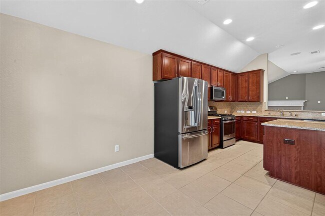 Building Photo - 18214 Almond Place Lane