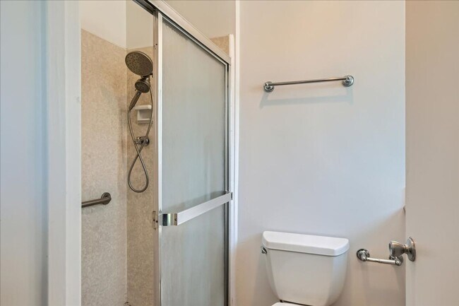 Building Photo - MOVE IN SPECIAL- Live in the Heart of Nort...