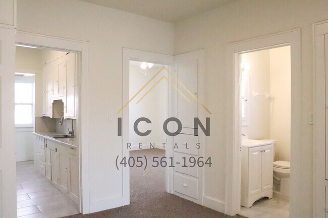 Building Photo - 3145 NW 14th St