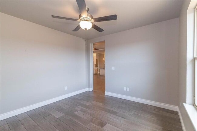 Building Photo - 3140 Drake Crest Dr