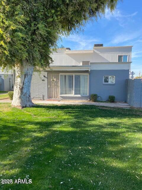Building Photo - 2687 W Ocotillo Rd