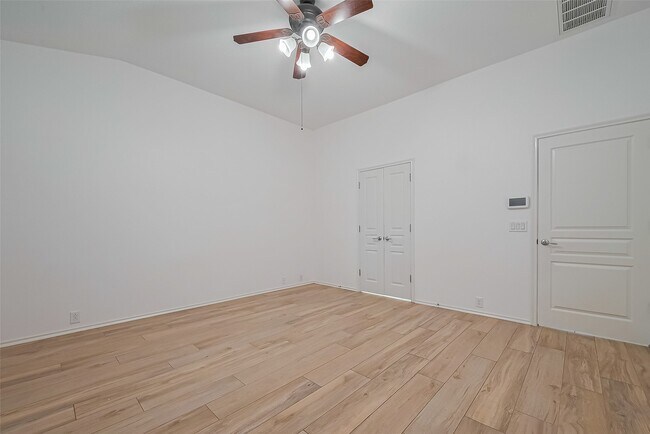 Building Photo - 24543 Carlton Springs Ln