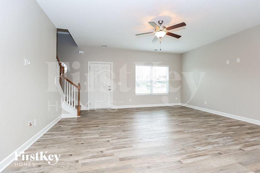 Building Photo - 4722 Beryl Dr