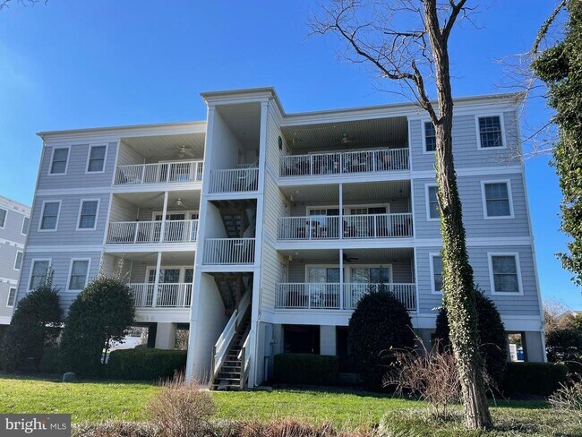 Building Photo - 20364 Row Boat Ln