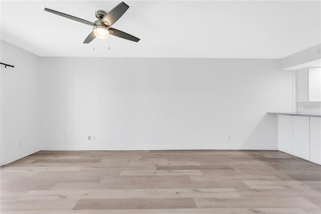 Building Photo - 1000 S Harbour Island Blvd