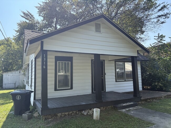 Building Photo - 1316 West End Ave