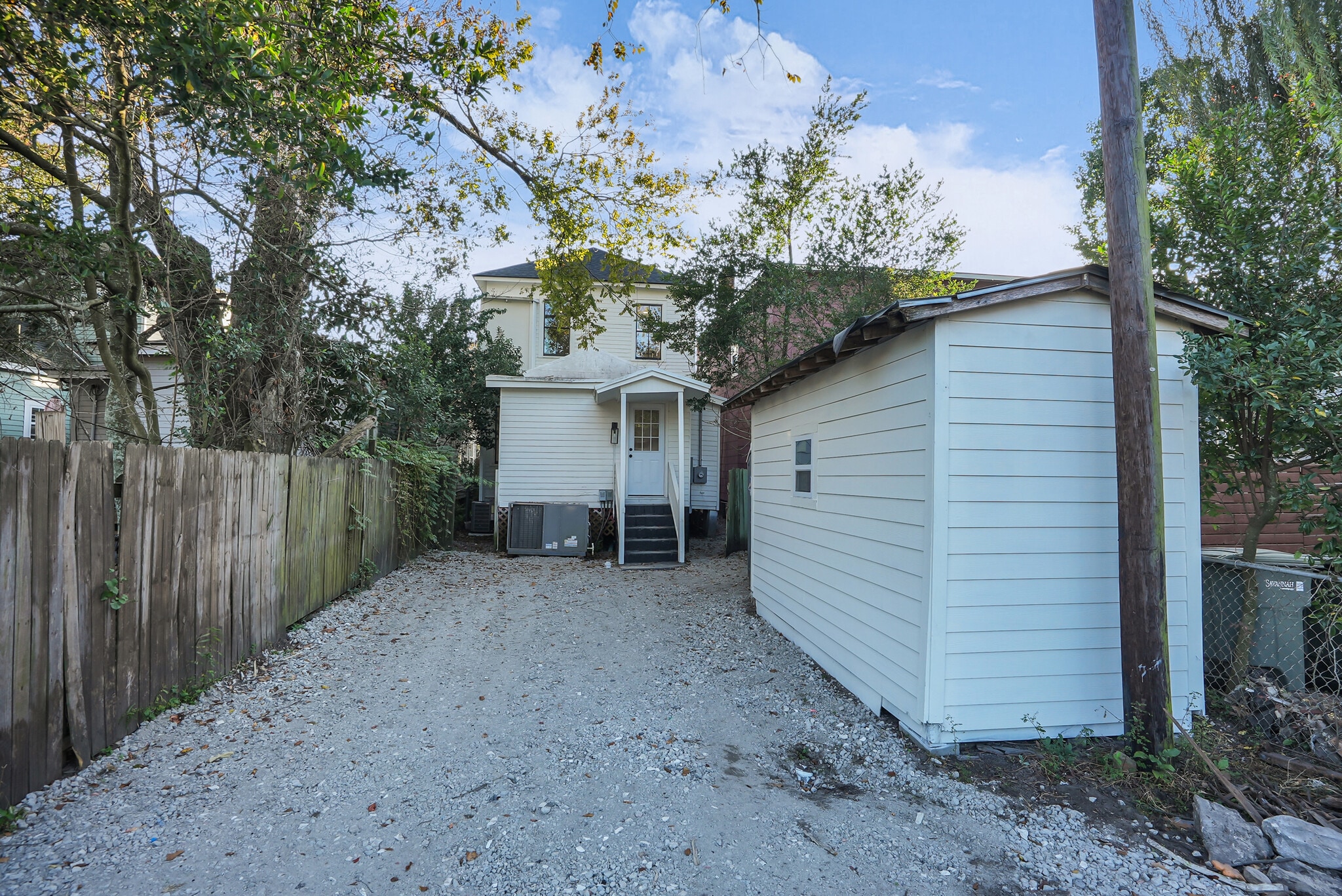 Building Photo - 518 E 33rd St