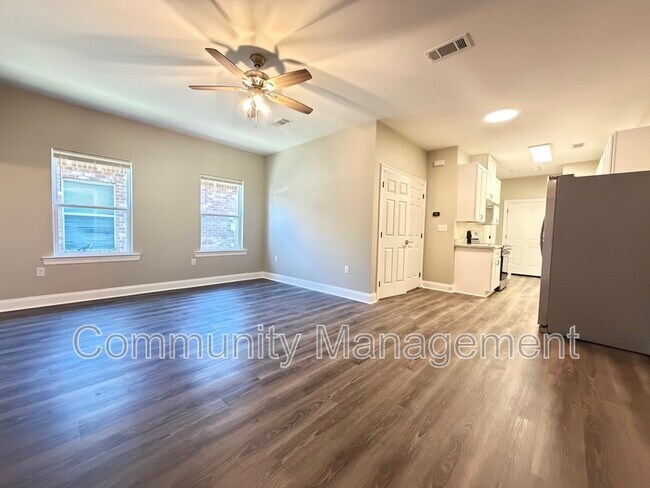 Building Photo - 13424 Lonnie Wascom Rd