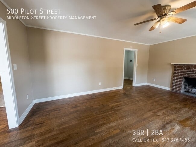 Building Photo - 500 Pilot St