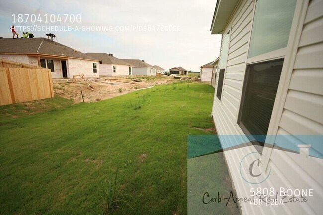 Building Photo - 5808 Boone-