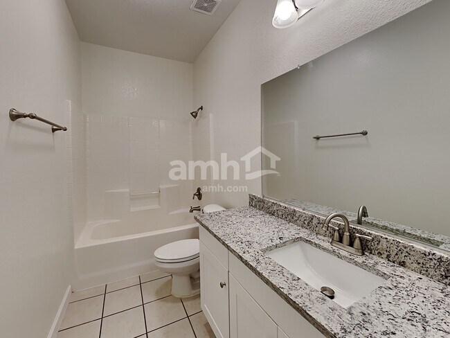 Building Photo - 73 N Highland Dr