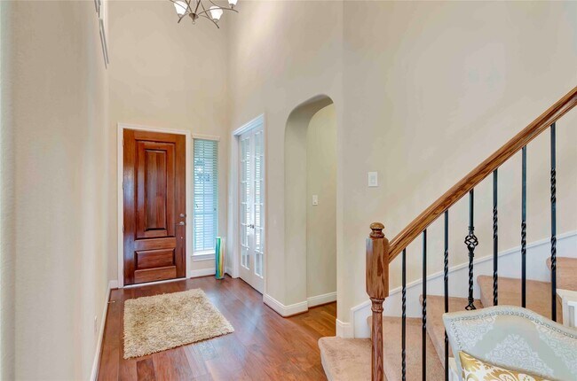 Building Photo - 39 East Wading Pond Circle
