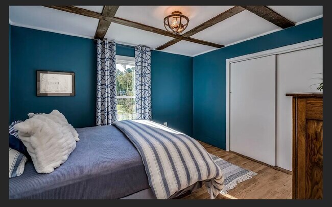 Building Photo - 14047 Military Rd