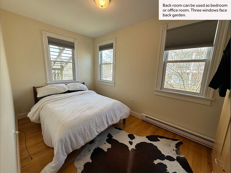 Building Photo - 40 Bartlett St