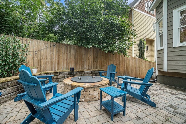 Building Photo - Charleston-Style East Atlanta Entertainer'...
