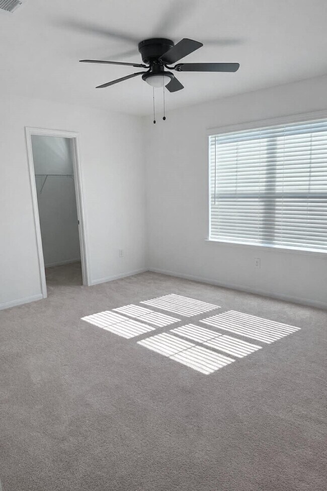 Building Photo - 17810 Plow Horse Ln