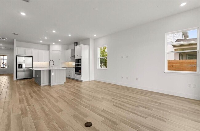 Building Photo - 9930 Ballast Dr
