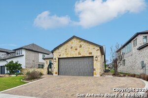 Building Photo - 661 inner