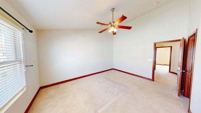 Building Photo - 5930 Winberry Creek Dr