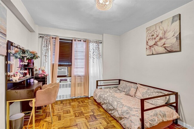 Building Photo - 123-40 83rd Ave