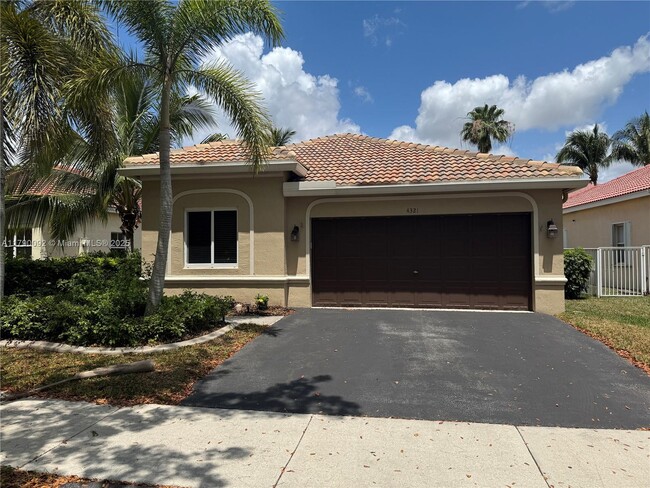 Primary Photo - 4321 Willow Ridge Dr