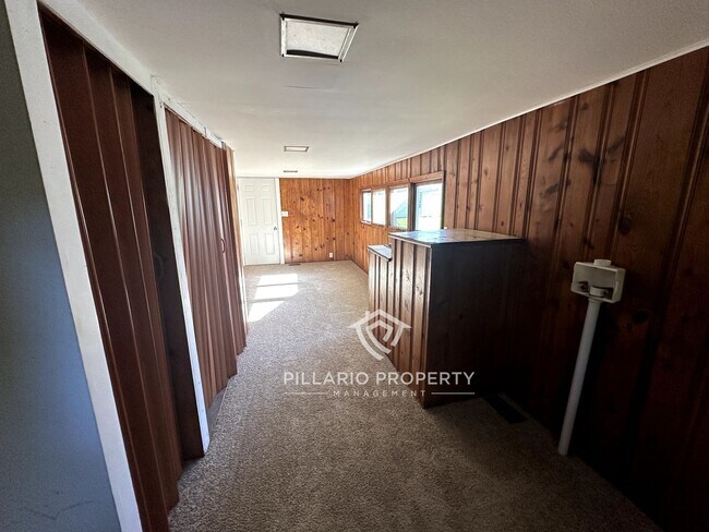 Building Photo - 2-Bedroom Home With 2 car Garage, in Webster, IN, Available NOW!