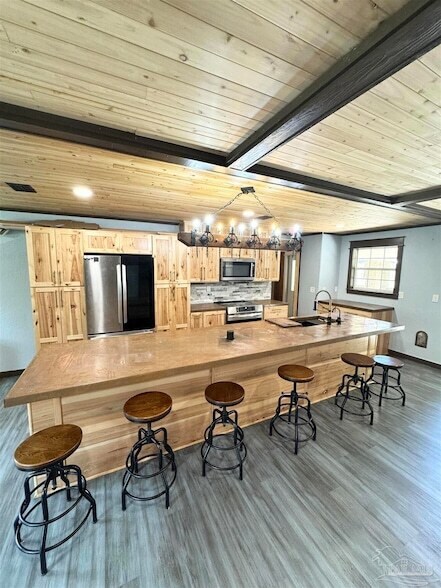 Building Photo - 9720 Sandpiper St