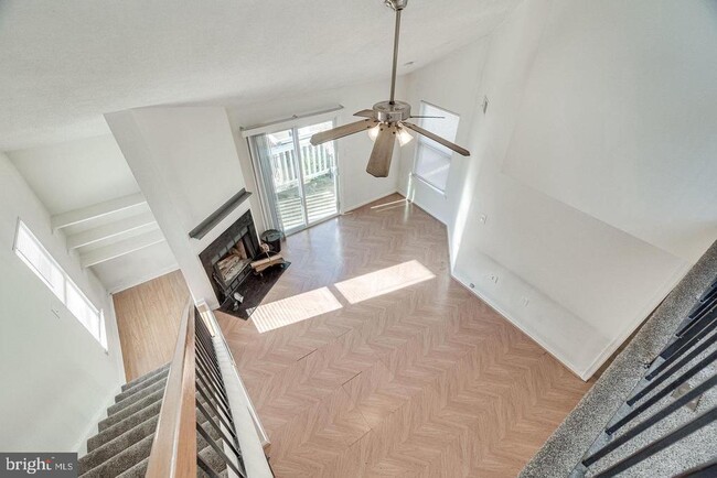Building Photo - 4418 Pembrook Village Dr