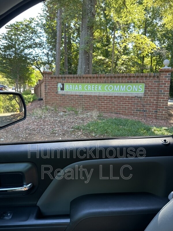 Building Photo - 3164 Central Ave