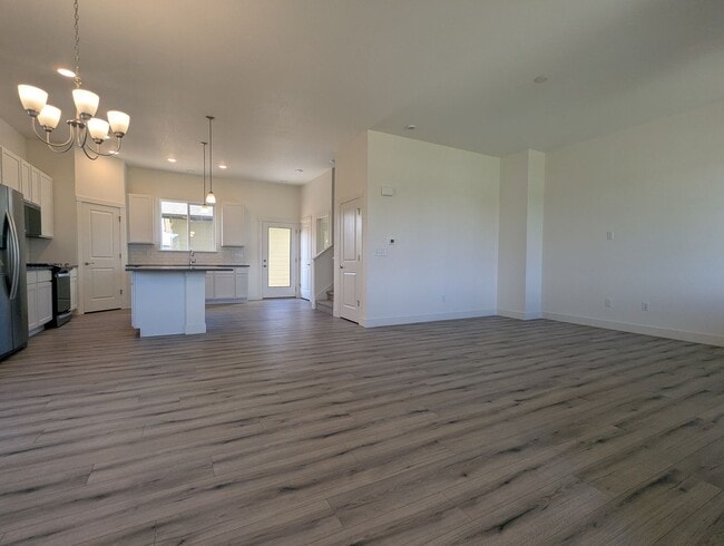 Building Photo - 6109 Zebulon Pl