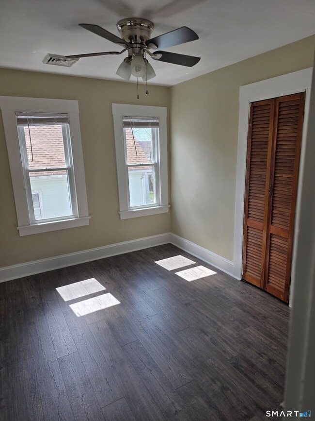 Building Photo - 22 Calvin Ave