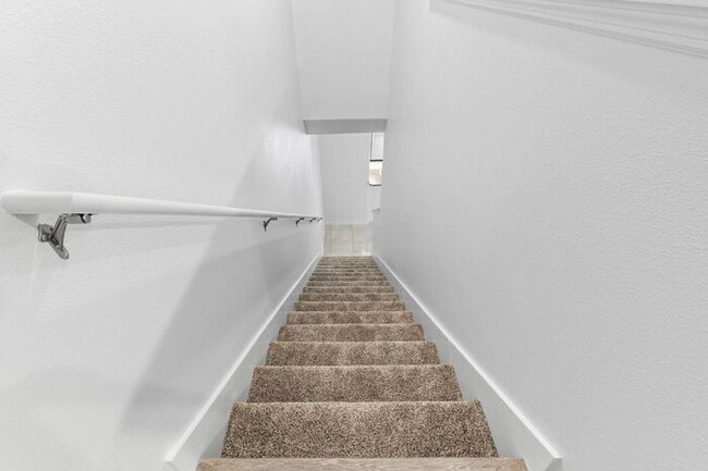 Building Photo - NEWLY UPGRADED Town Home For Rent in Touchstone!