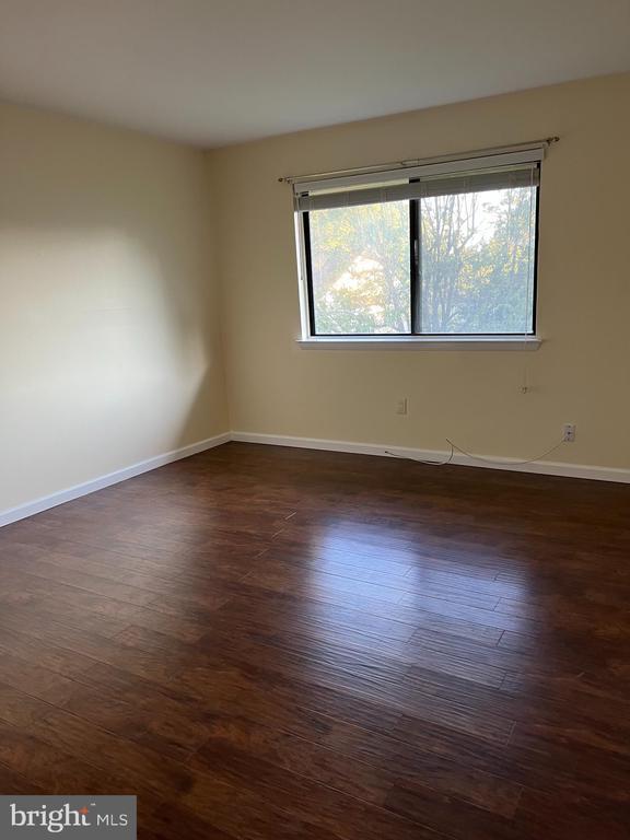 Building Photo - 374 Saybrook Ln