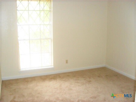 Building Photo - 803 Carmen St