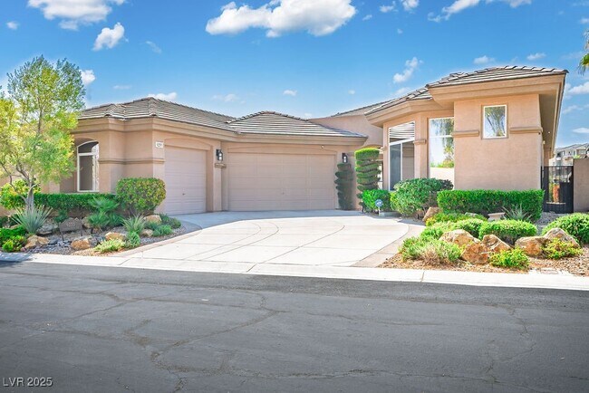 Primary Photo - 9233 Canyon Mesa Dr