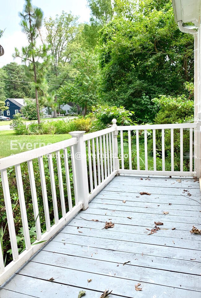 Building Photo - 2709 Lafayette Ave