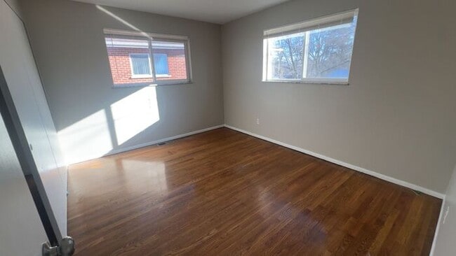 Building Photo - Renovated, Spacious, Private Street, Covered Parking, Full Basement