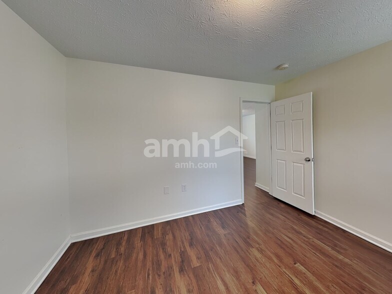 Building Photo - 7188 Bethel Ct