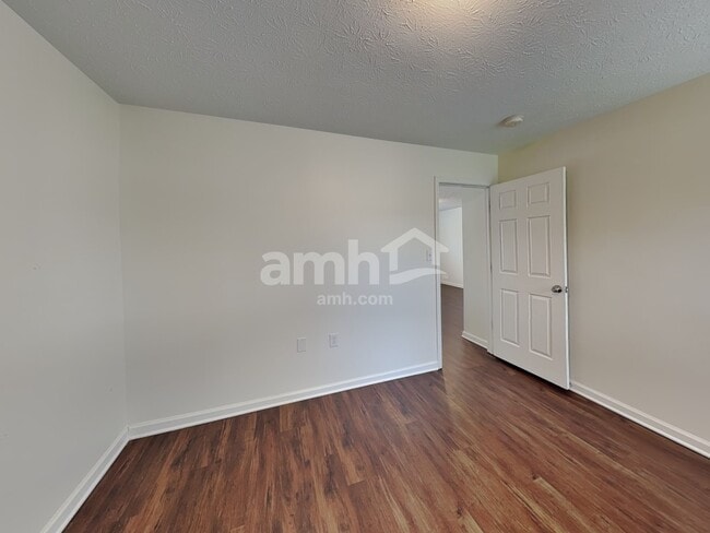 Building Photo - 7188 Bethel Ct