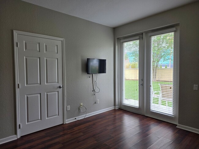 Building Photo - Three Bedroom Townhouse at Vista Cay in Orlando