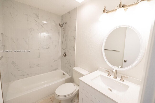 Building Photo - 21009 SW 124th Ave Rd