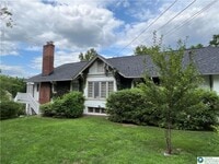 Building Photo - 2122 Walnut St