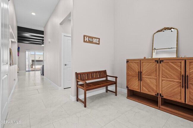 Building Photo - 2332 Mike Price Dr