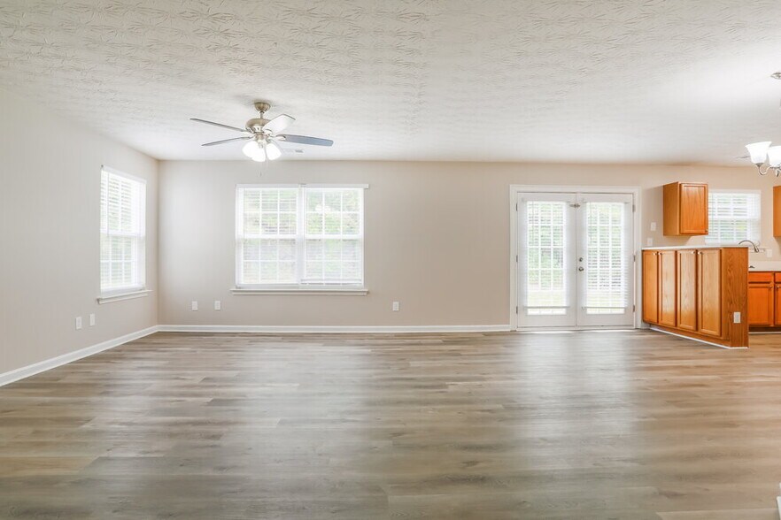 Building Photo - 3284 Sable Run Rd