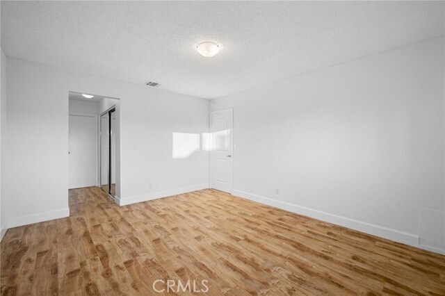 Building Photo - 823 E Wilson Ave