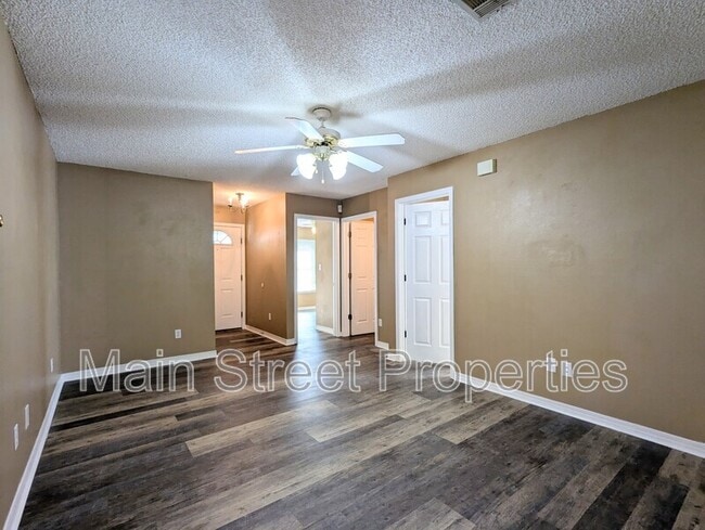 Building Photo - 1511 Galvin Ave