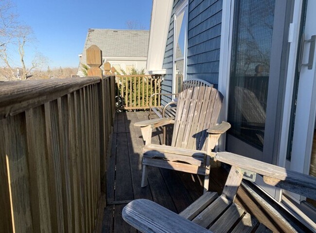Building Photo - Winter Rental:  Helena House - Utilities I...