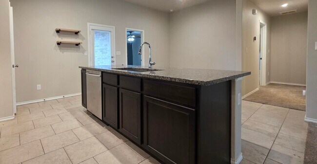 Building Photo - 7504 100th St